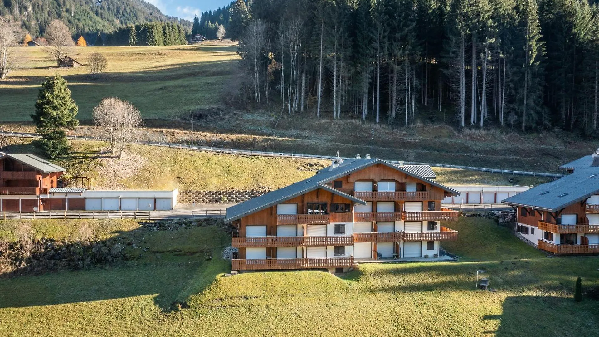 Studio Rez-De-Jardin, 4 Pers Chatel 0*,  France