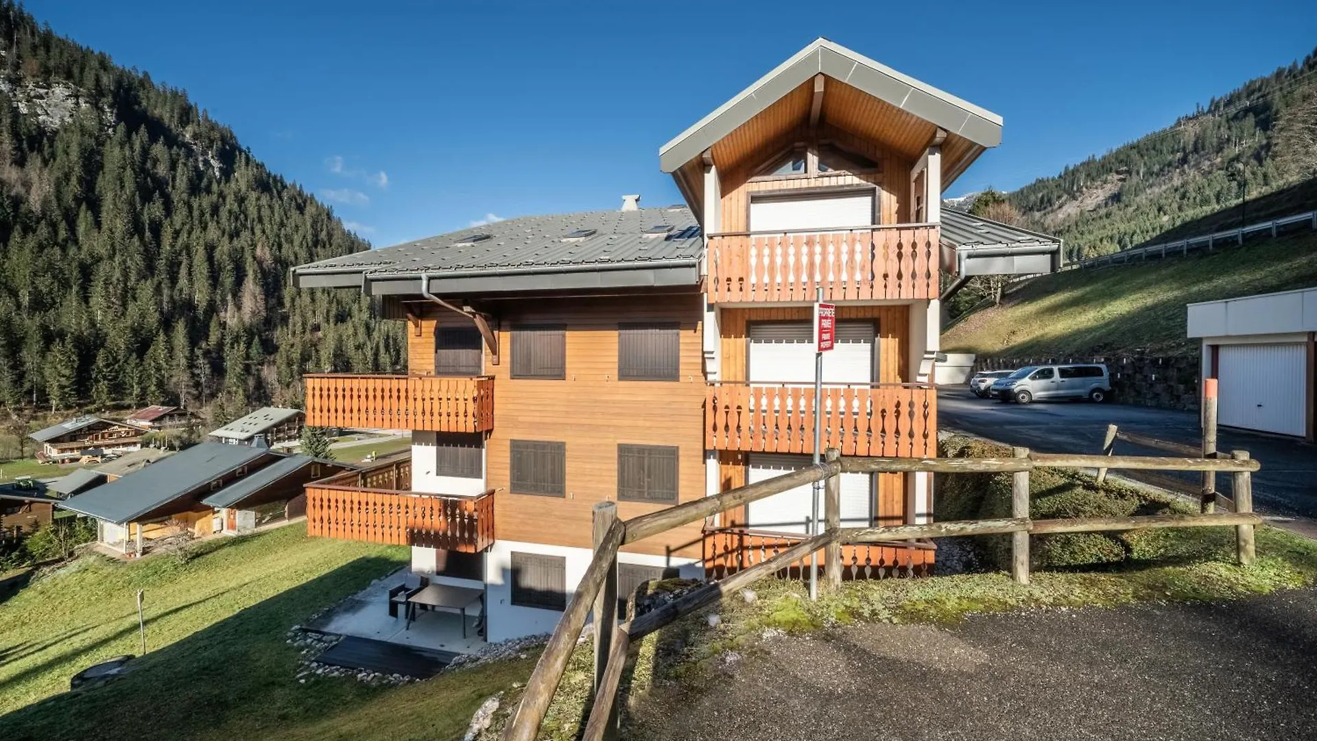 Apartment Studio Rez-De-Jardin, 4 Pers Chatel France
