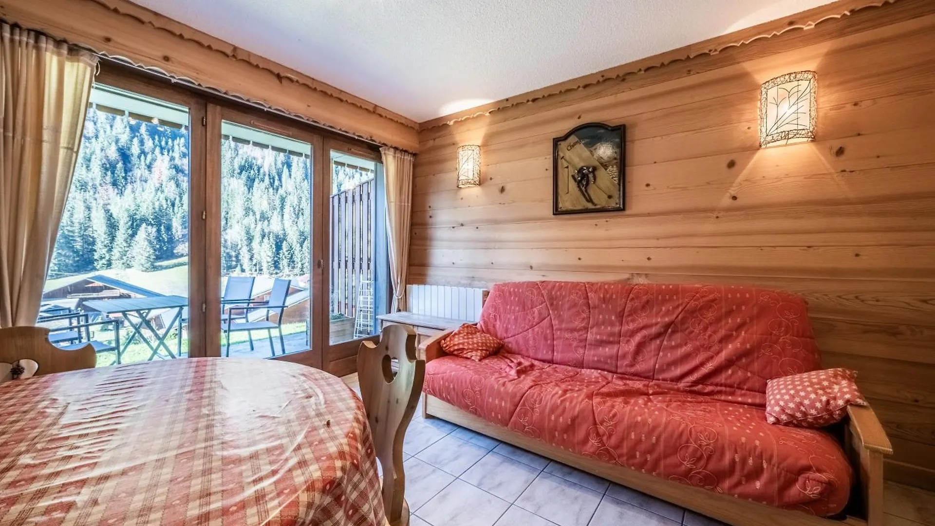 Apartment Studio Rez-De-Jardin, 4 Pers Chatel France