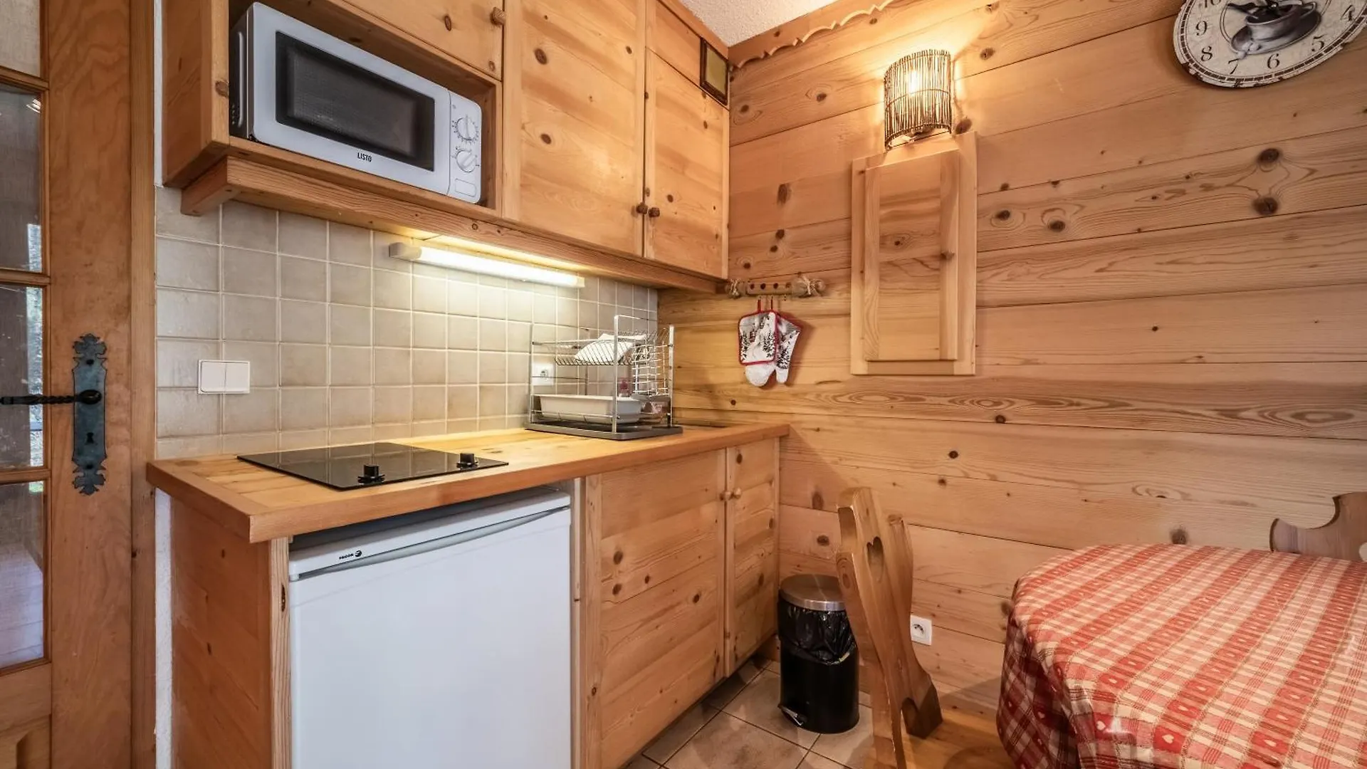 Apartment Studio Rez-De-Jardin, 4 Pers Chatel